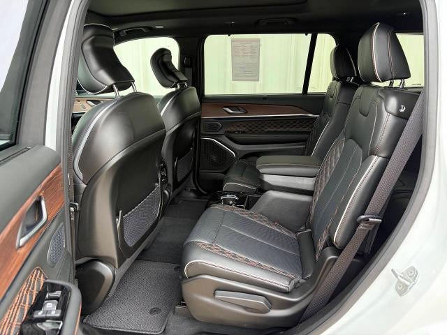 2025 Jeep Grand Cherokee L Summit 4x4