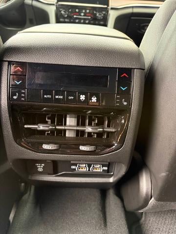2025 Jeep Grand Cherokee L Summit 4x4
