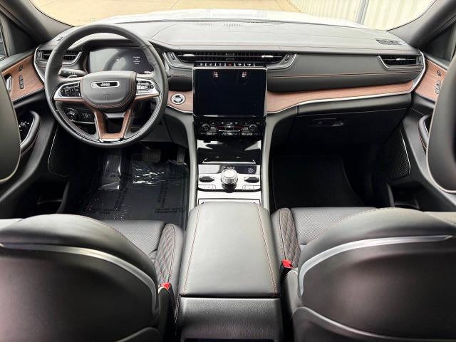 2025 Jeep Grand Cherokee L Summit 4x4