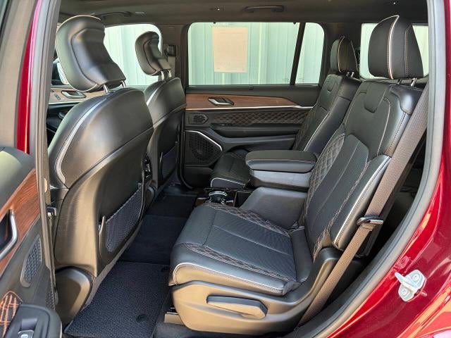 2025 Jeep Grand Cherokee L Summit 4x4