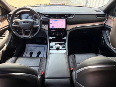 2025 Jeep Grand Cherokee L Summit 4x4