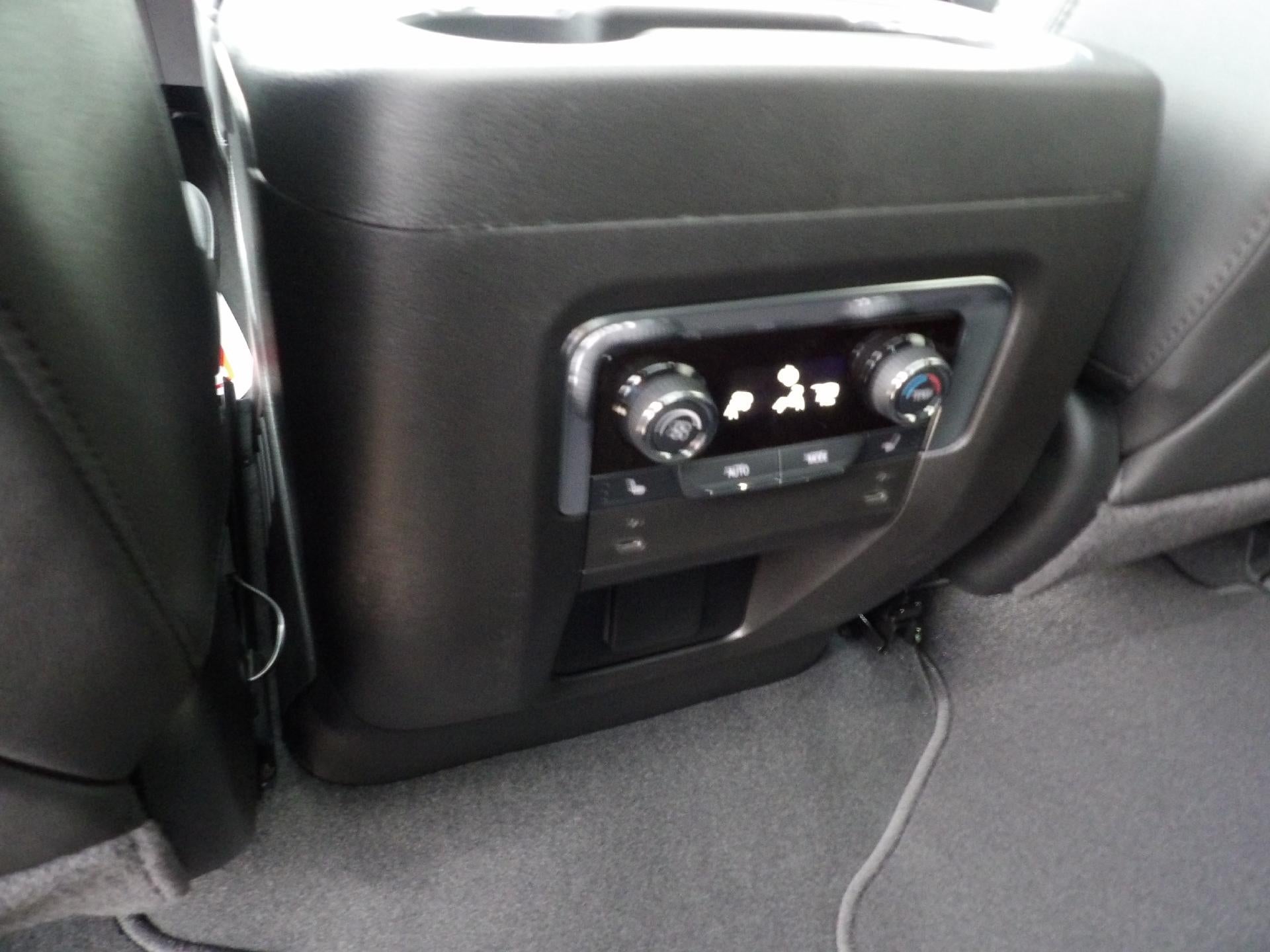 2026 Chevrolet Tahoe Z71 - Photo 15