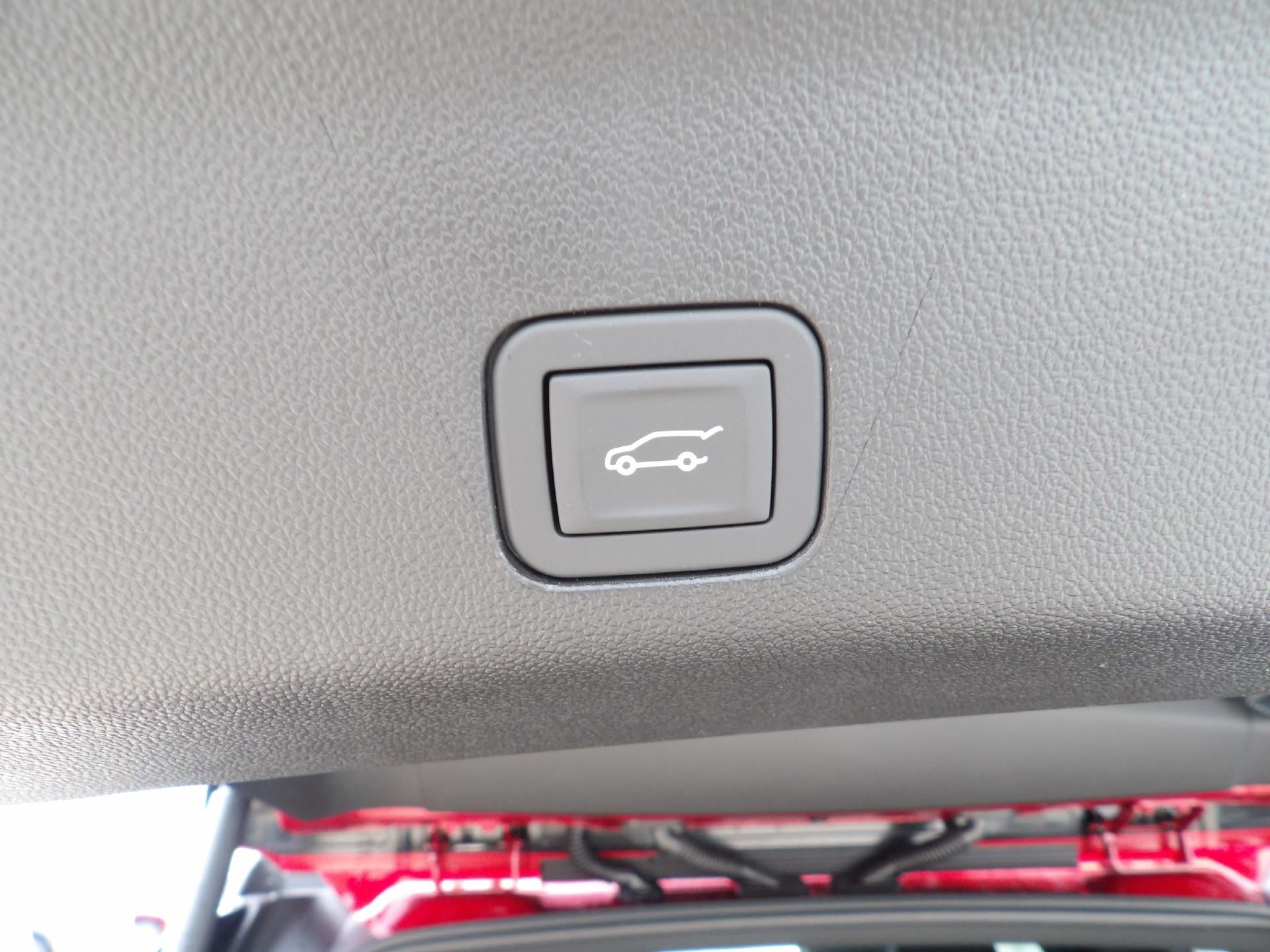 2026 Chevrolet Tahoe RST - Photo 7
