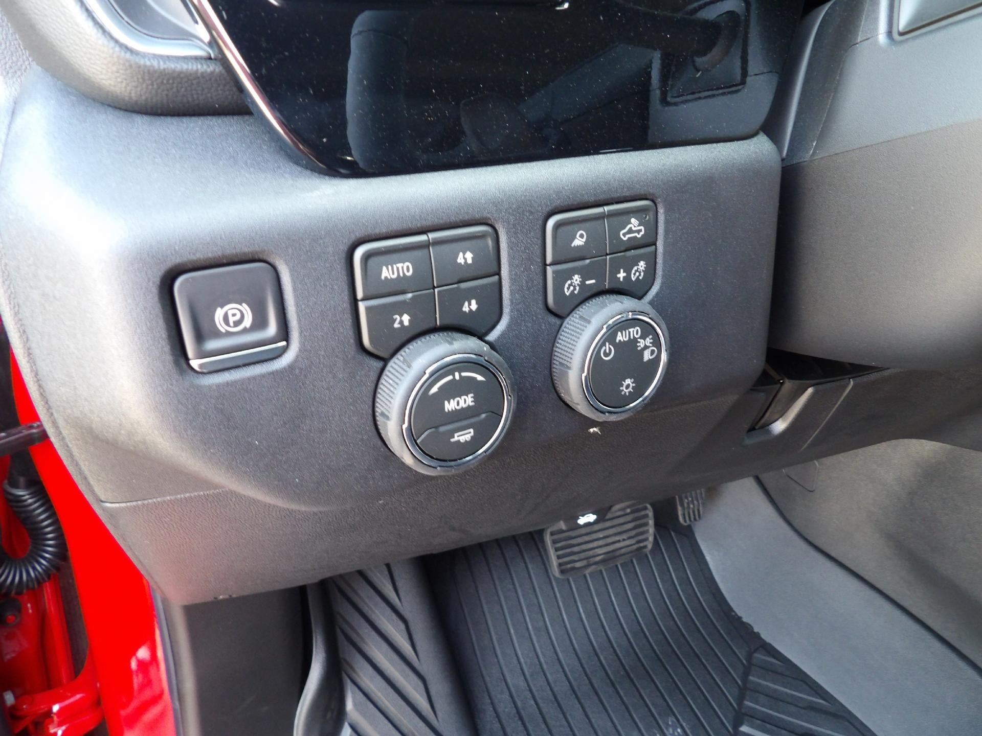2026 Chevrolet Silverado 1500 LT - Photo 18