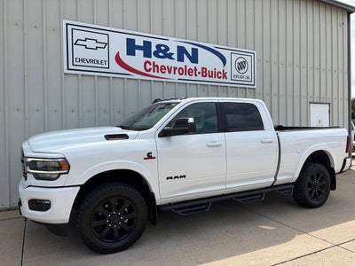 2022 RAM 2500 Laramie Crew Cab 4x4 6'4" Box