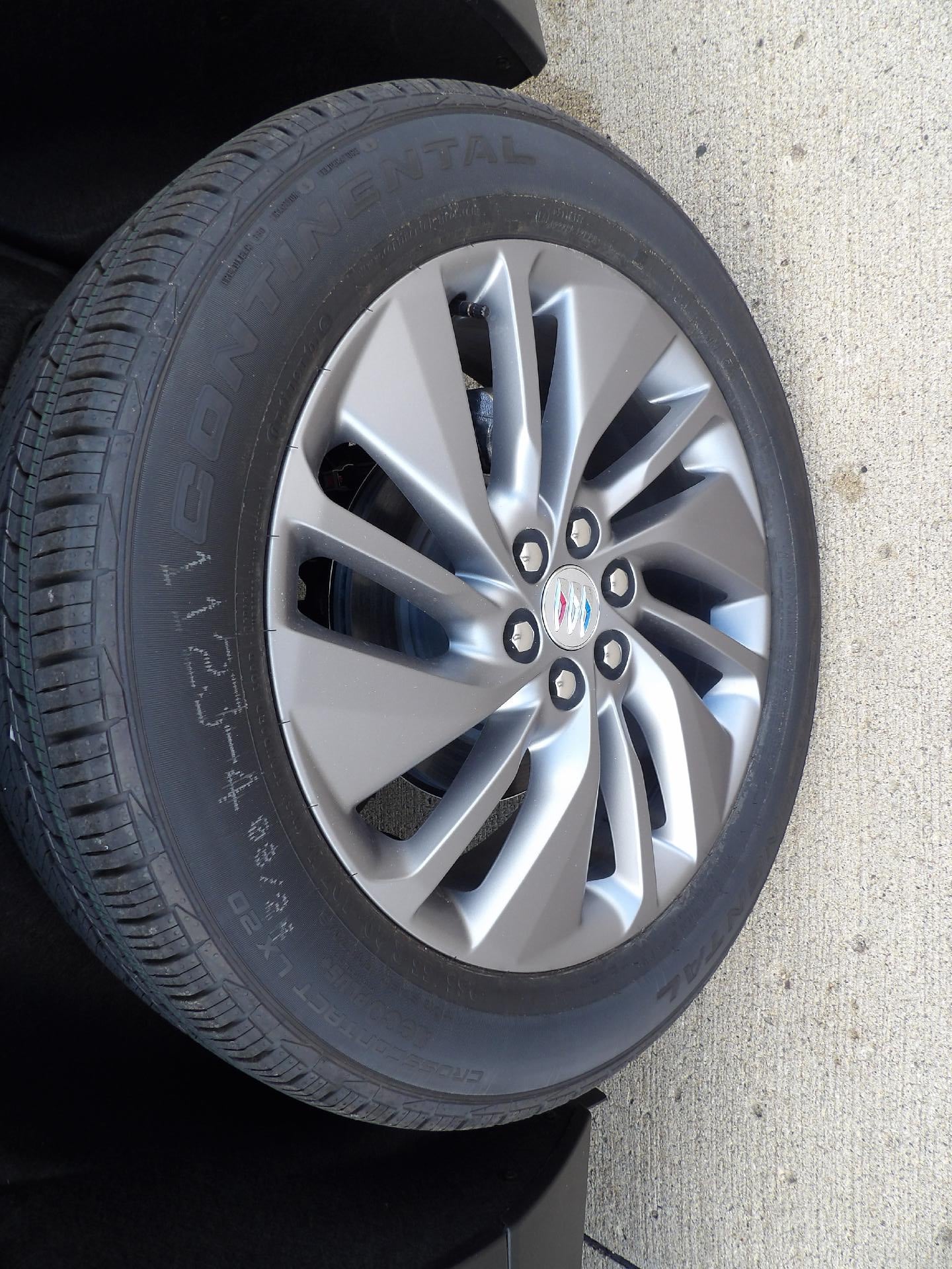 2027 Buick Enclave Preferred