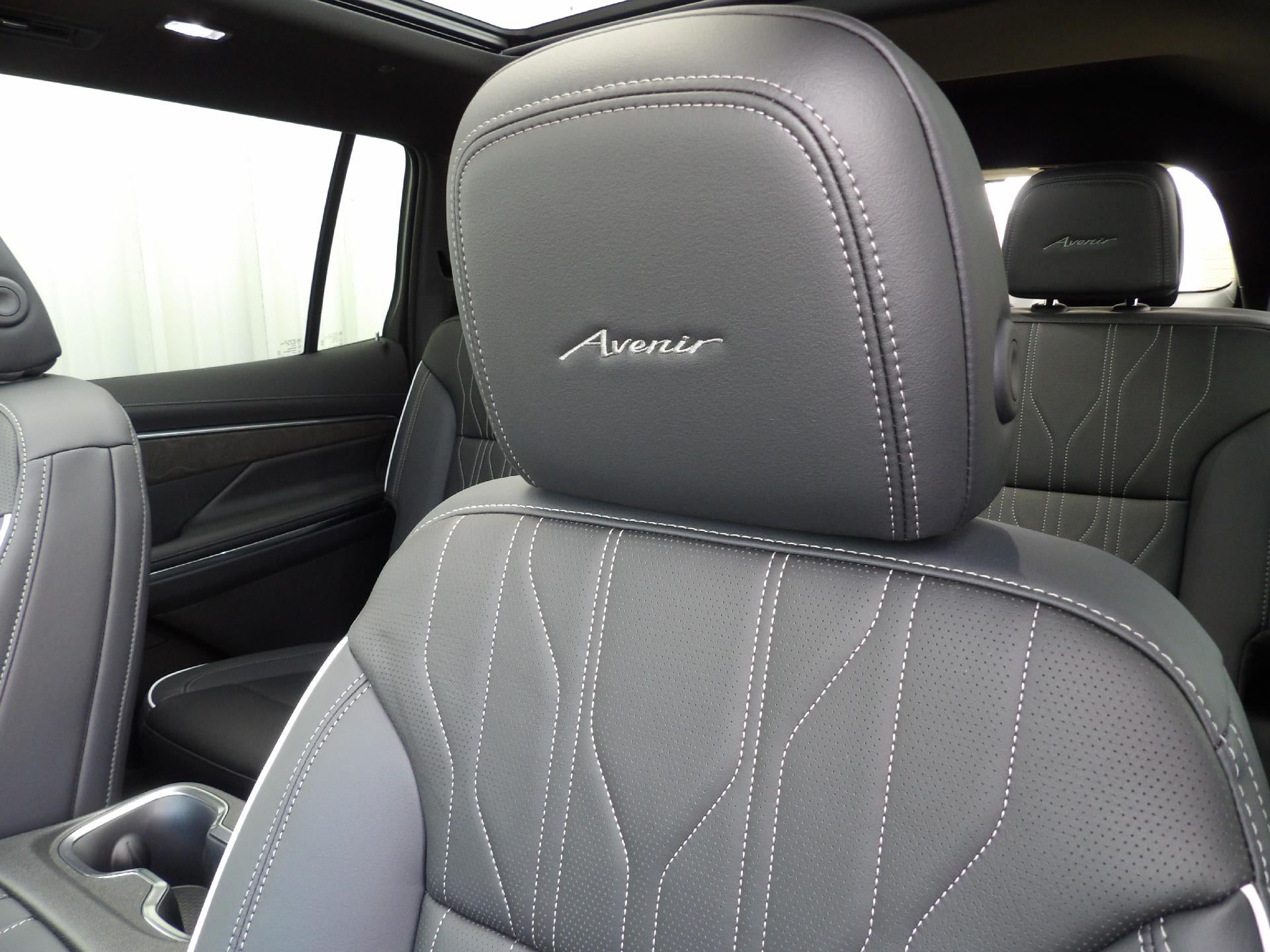 2027 Buick Enclave Avenir