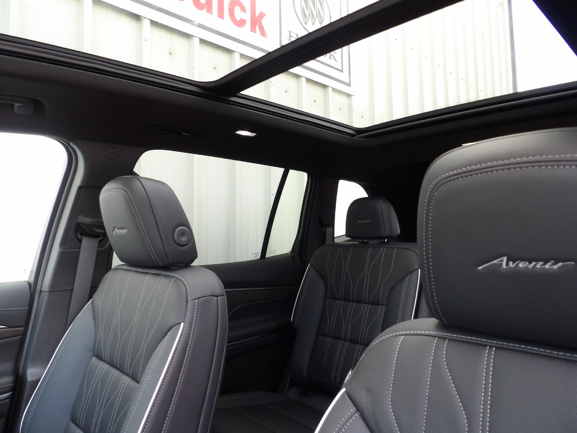 2027 Buick Enclave Avenir