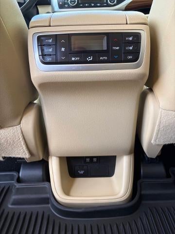 2019 Toyota Highlander Limited Platinum