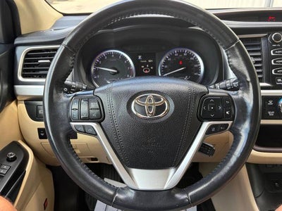 2019 Toyota Highlander Limited Platinum