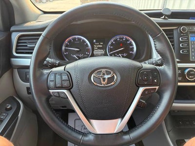 2017 Toyota Highlander XLE