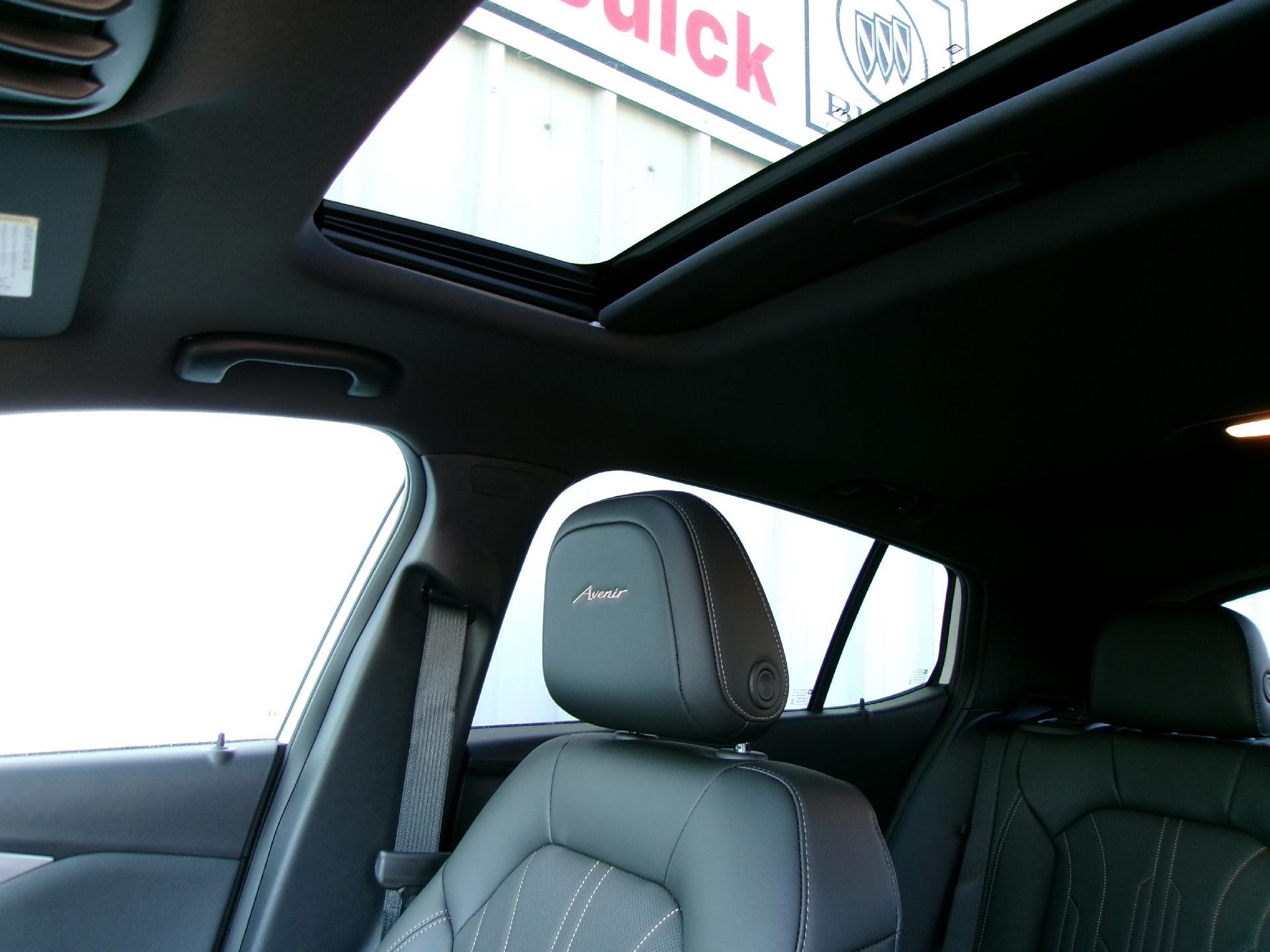 2025 Buick Envista Avenir