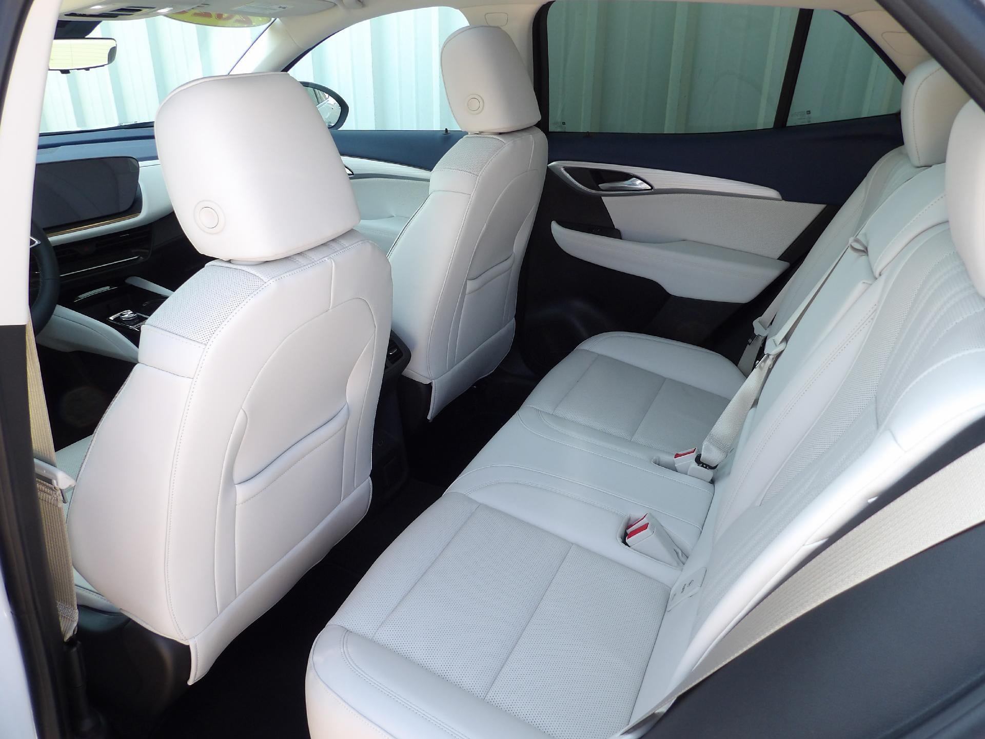 2026 Buick Envision Avenir - Photo 8