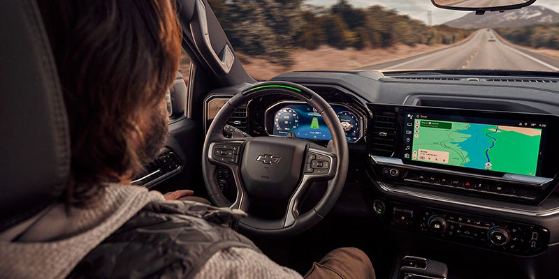 2026 Chevrolet Silverado 1500 touchscreen and driver display